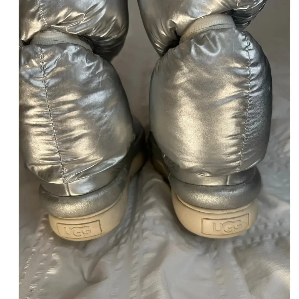 UGG Classic Maxi Ultra Tall silver metallic puffer boots EU36/US 5 SN1135152
